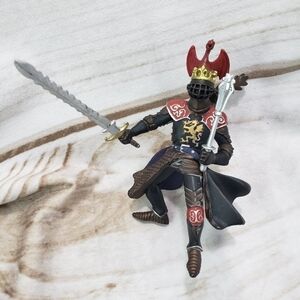 Papo 2006 Battle Knight 4" Plastic Figure Black Red Gold Silver Sword Staff